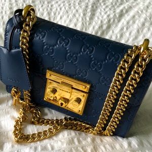 Padlock Gucci Signature shoulder bag